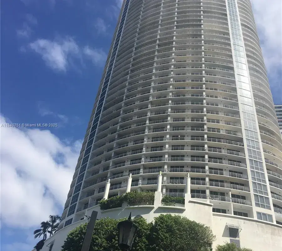 1750 N Bayshore Dr # 2408, Miami FL 33132