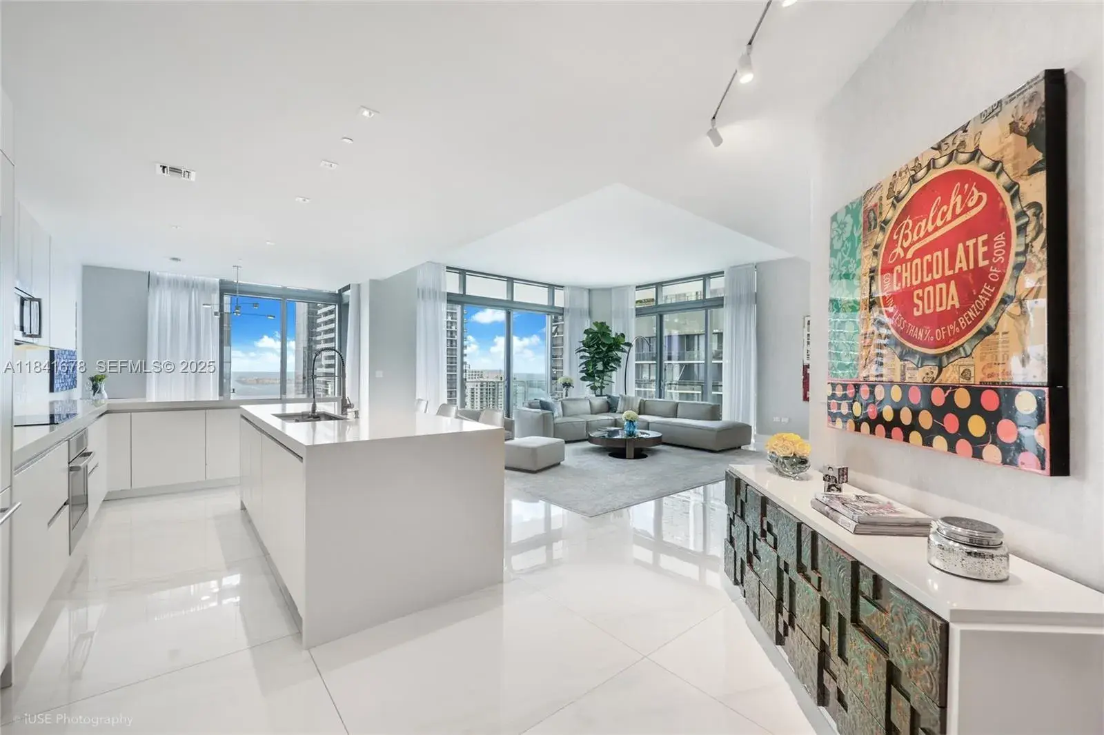 4 bedroom 4 bath Residential for sale at 88 SW 7 Street # 4101, Miami FL 33130