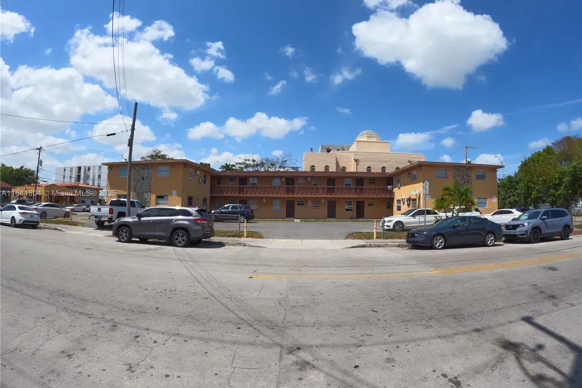 1701 SW 3rd St, Miami FL 33135