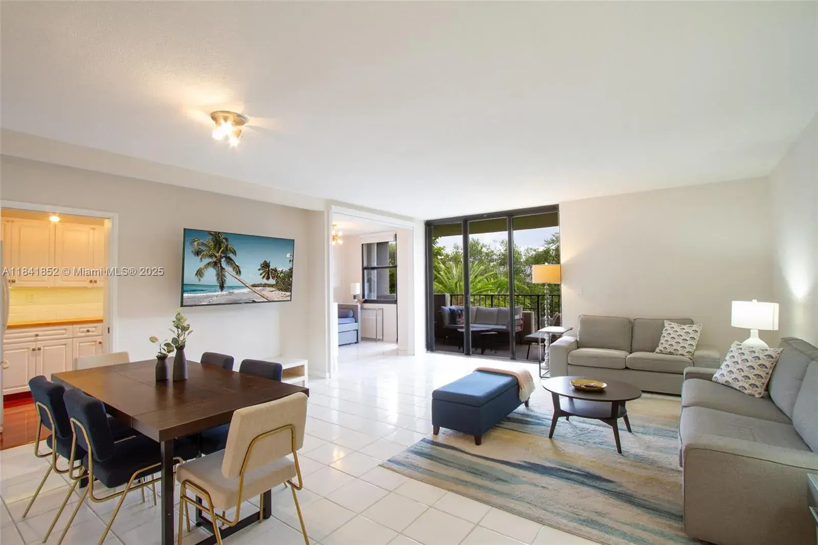 2 bedroom 2 bath for rent at 181 Crandon Blvd # 405, Key Biscayne FL 33149