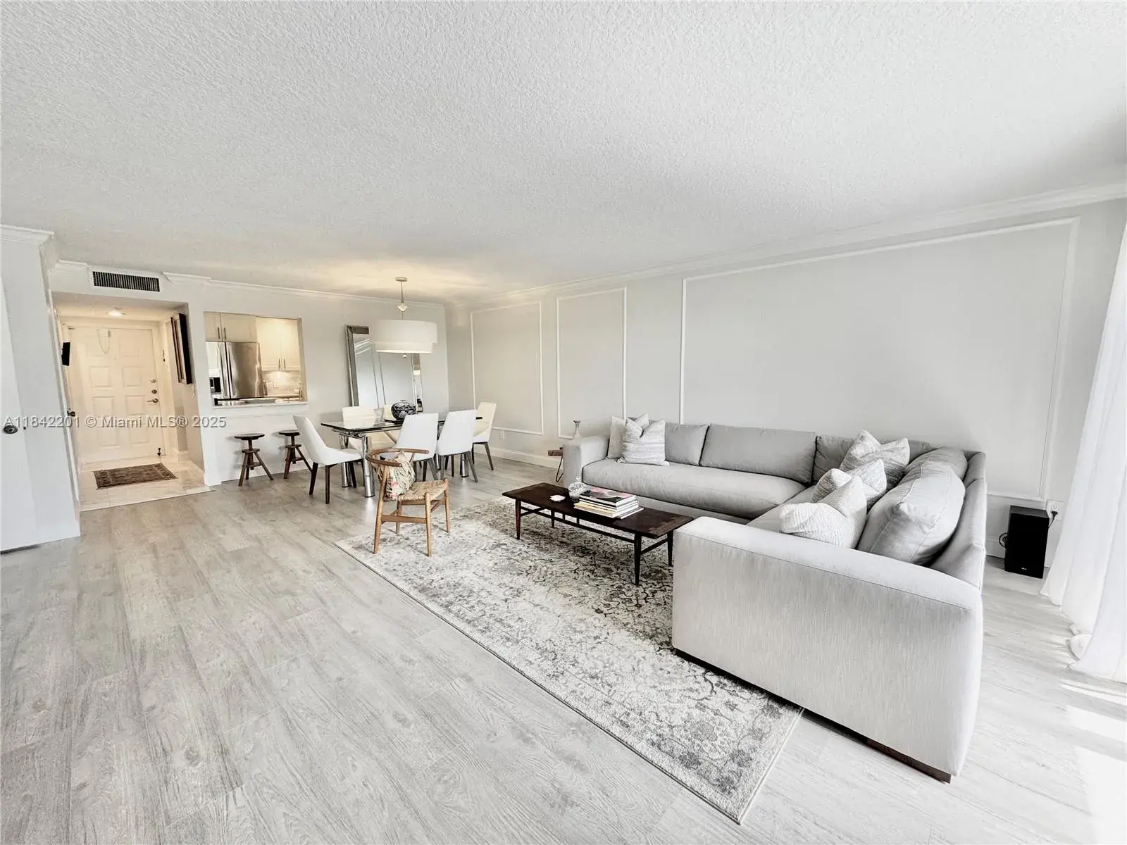 1400 Sheridan St # 23J, Hollywood FL 33020