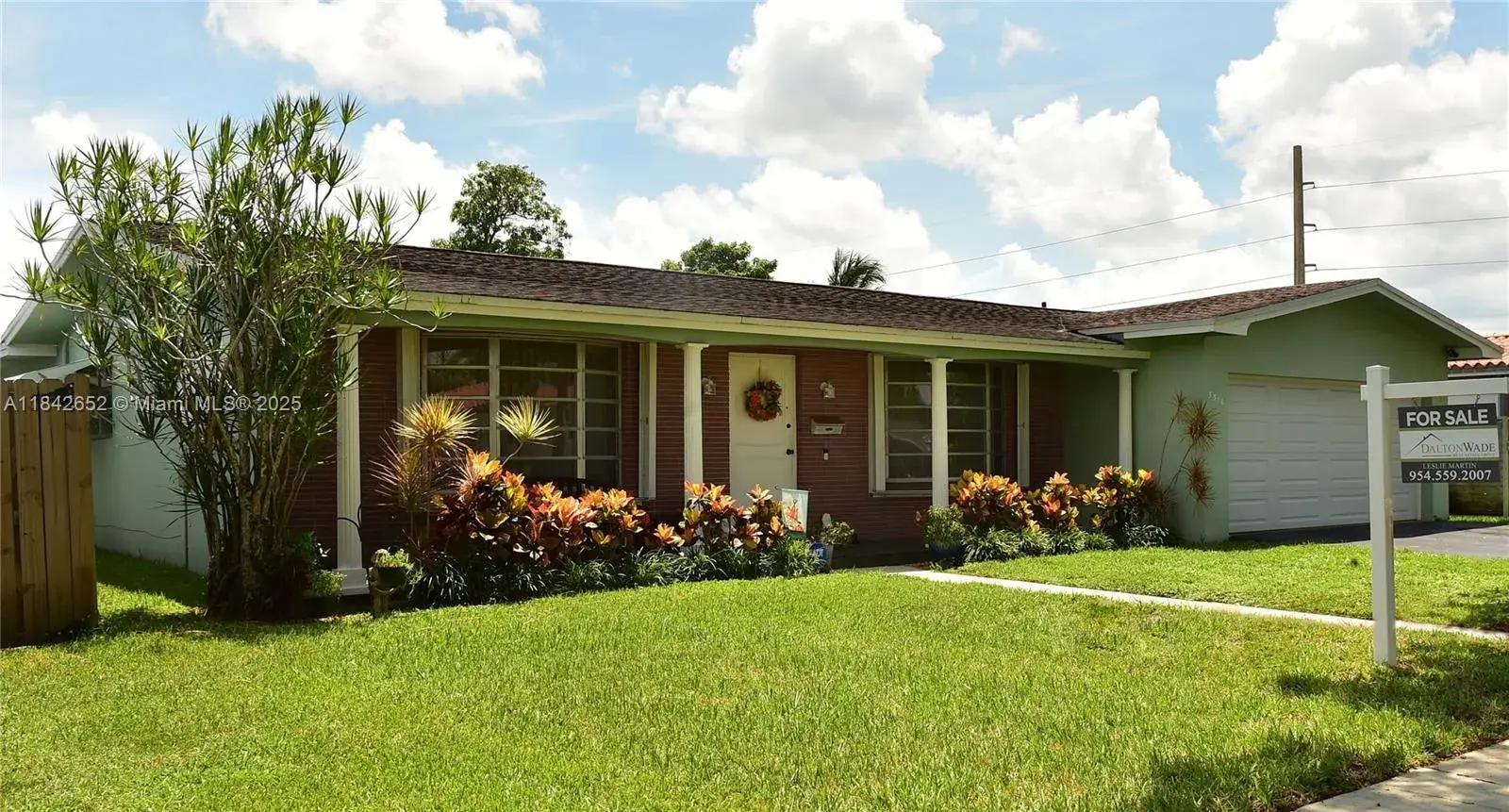 3 bedroom 2 bath Residential for sale at 5516 Arthur St, Hollywood FL 33021
