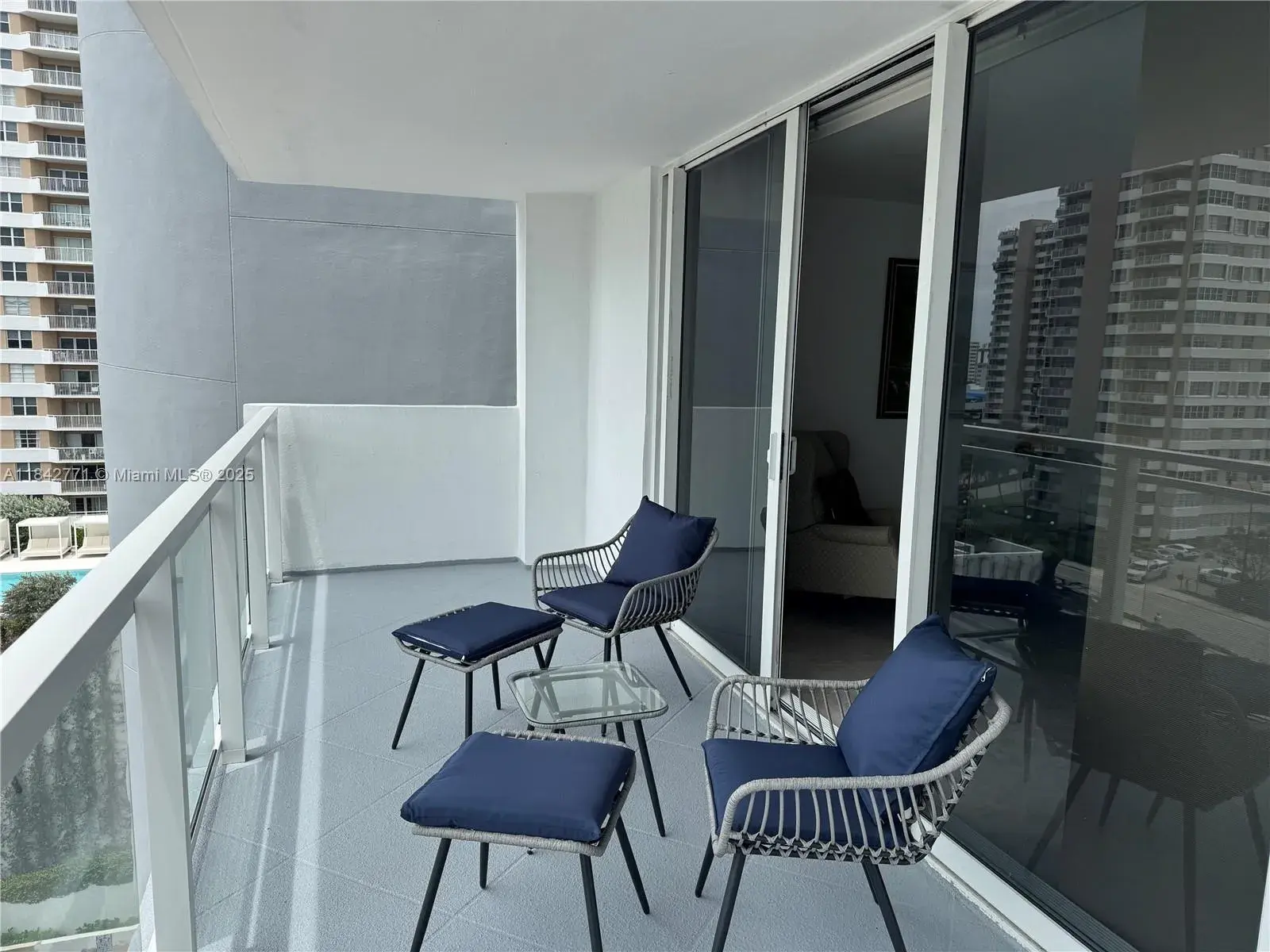2030 S Ocean Dr # 727, Hallandale Beach FL 33009