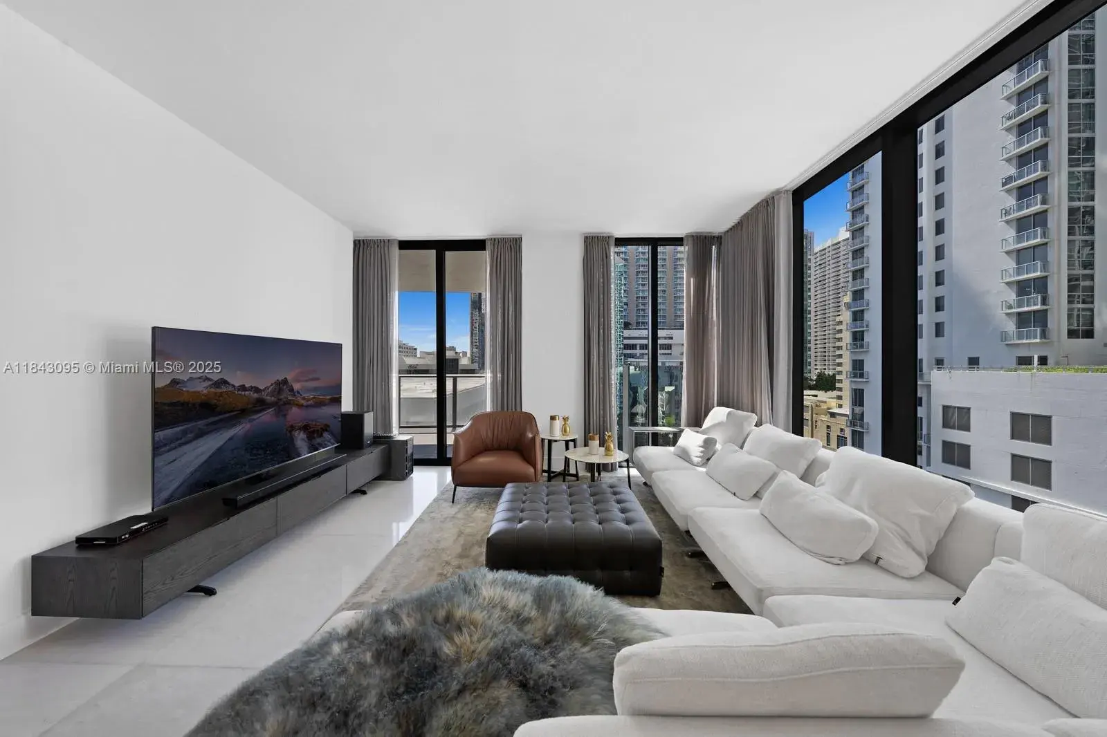 1010 Brickell Ave # 1405, Miami FL 33131