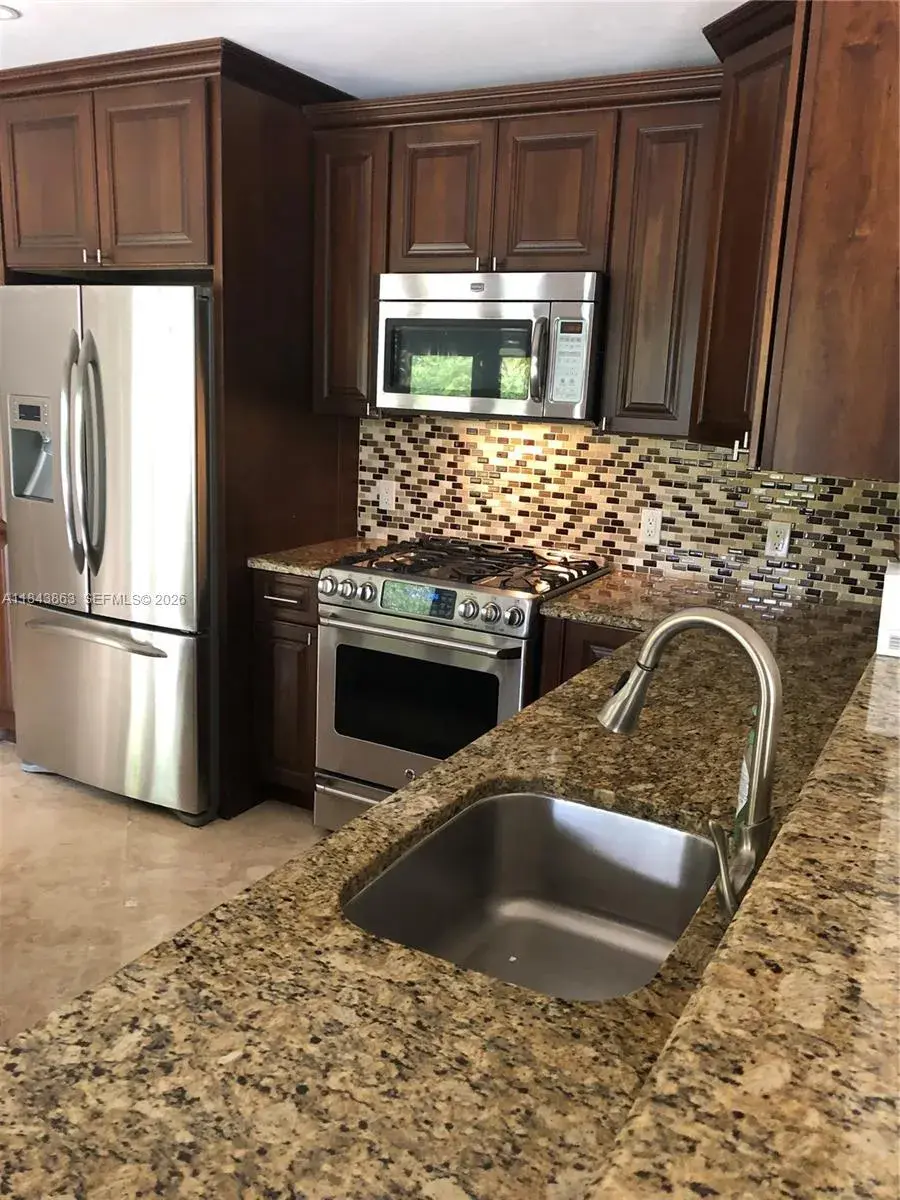 10801 SW 123rd St, Miami FL 33176
