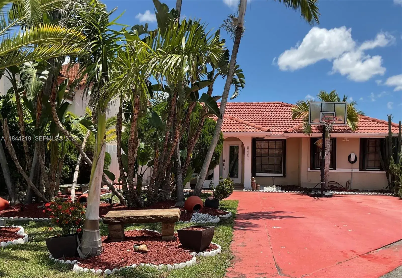 2 bedroom 2 bath Residential for sale at 8453 NW 189 Street Rd, Hialeah FL 33015