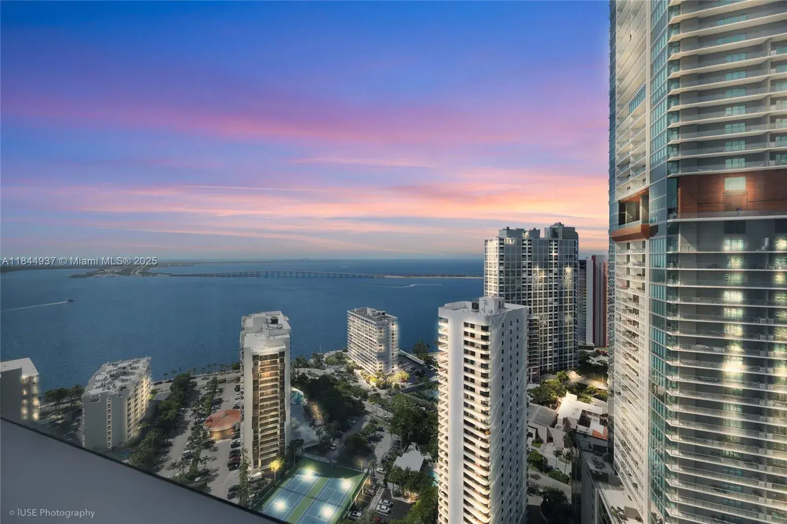 1 bath Residential for sale at 1435 Brickell Ave # 3005, Miami FL 33131