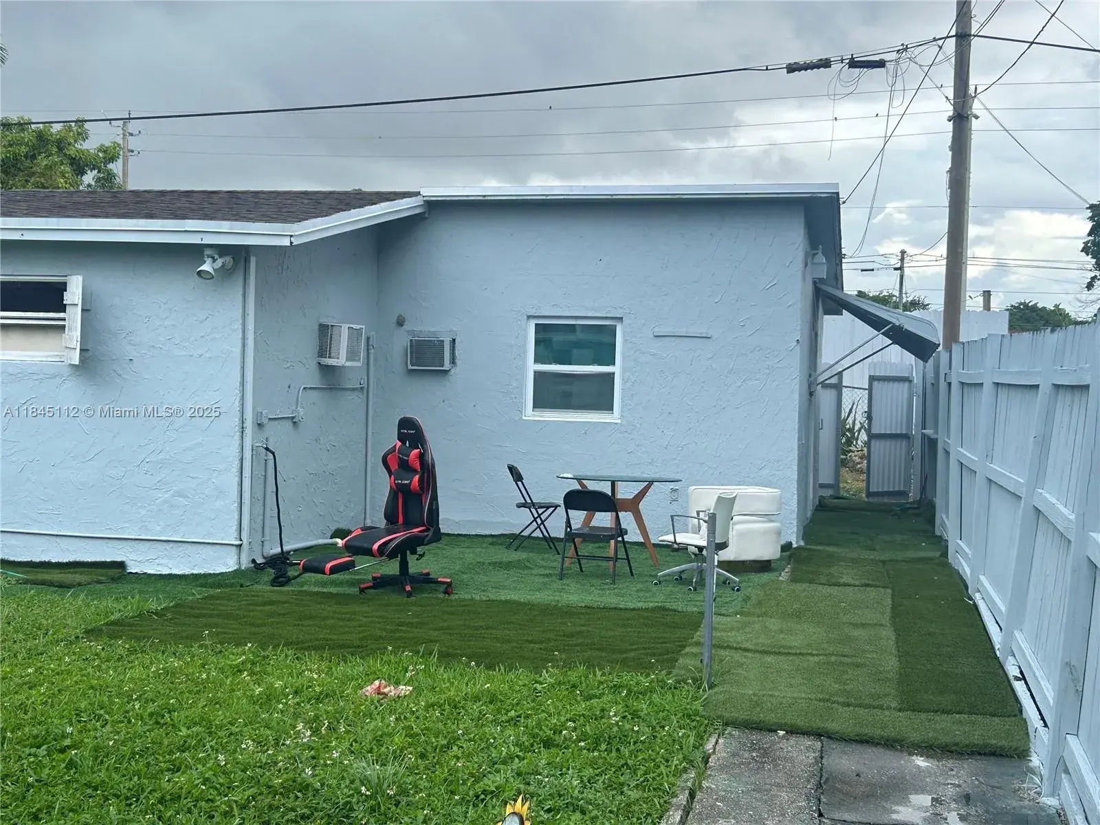 2708 NW 22nd Ct, Miami FL 33142