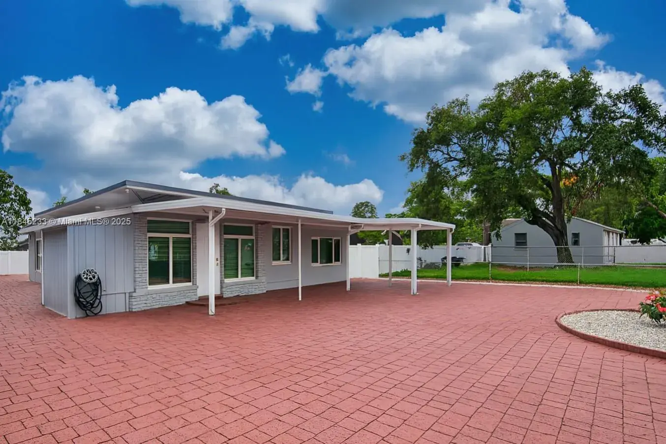 3 bedroom 2 bath Residential for sale at 6120 Hayes St, Hollywood FL 33024