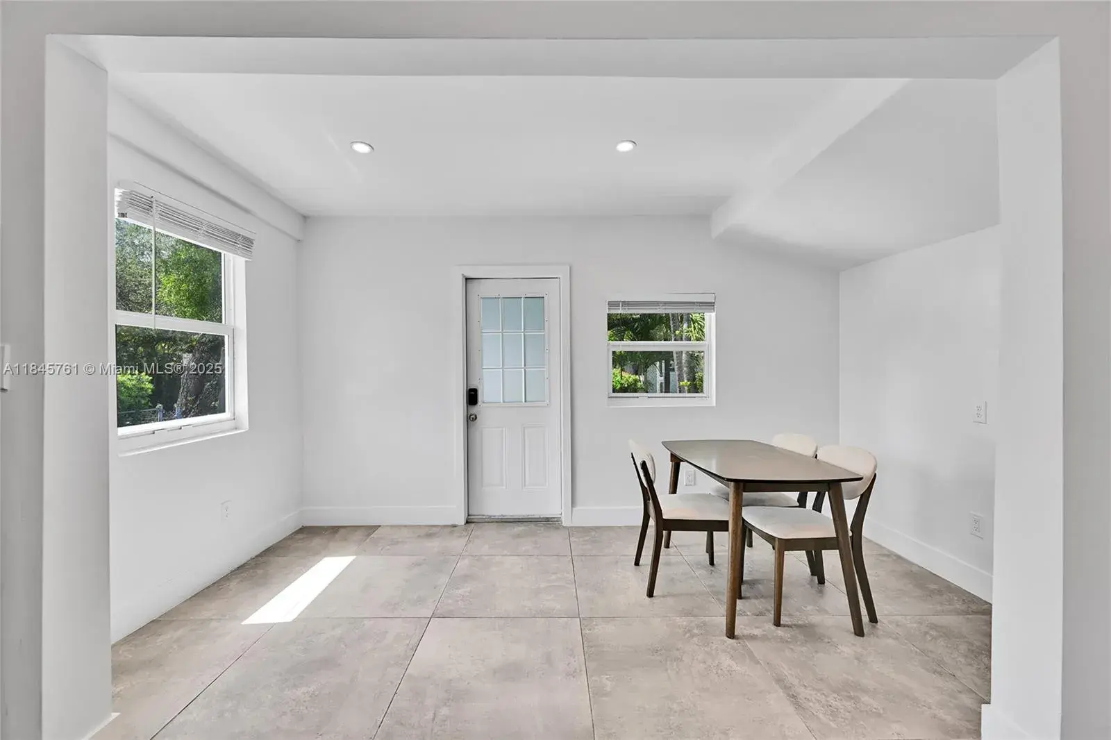 21 NE 48th St # 21, Miami FL 33137