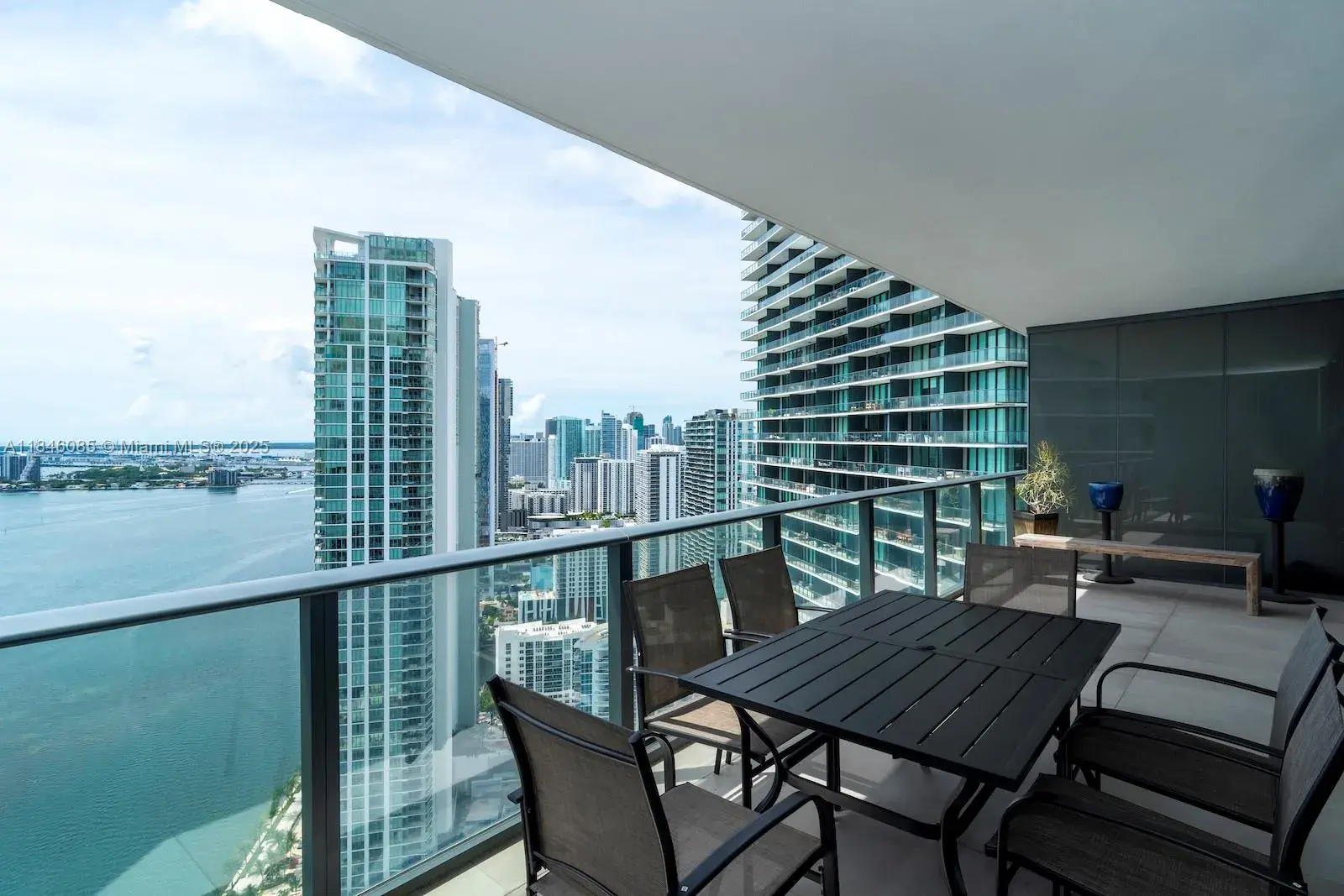 2 bedroom 2 bath Residential for sale at 650 NE 32nd St # 4206, Miami FL 33137