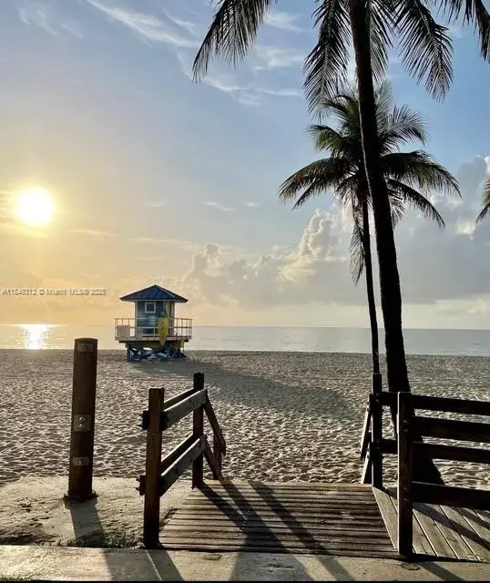 1 bedroom 1 bath Residential Lease for rent at 2200 S Ocean Dr # N205, Hollywood FL 33019