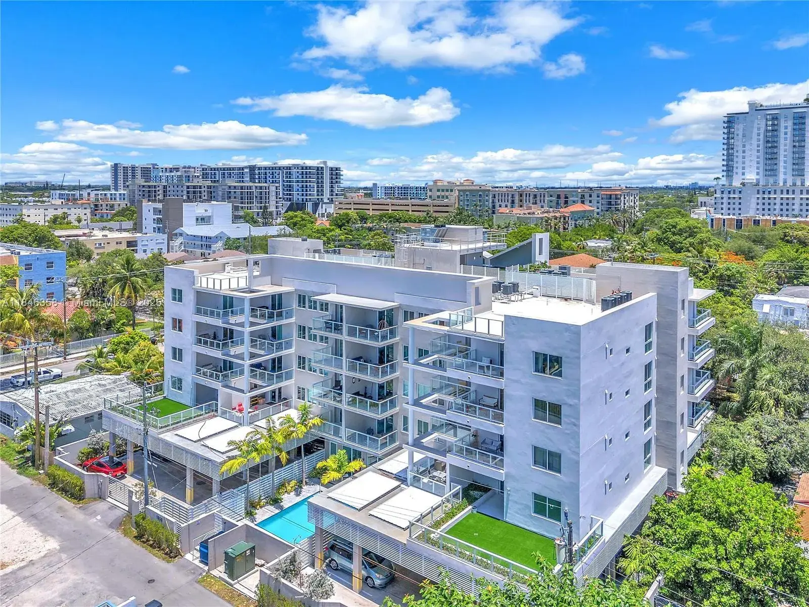 3 bedroom 2 bath Residential for sale at 1850 monroe # 210, Hollywood FL 33020