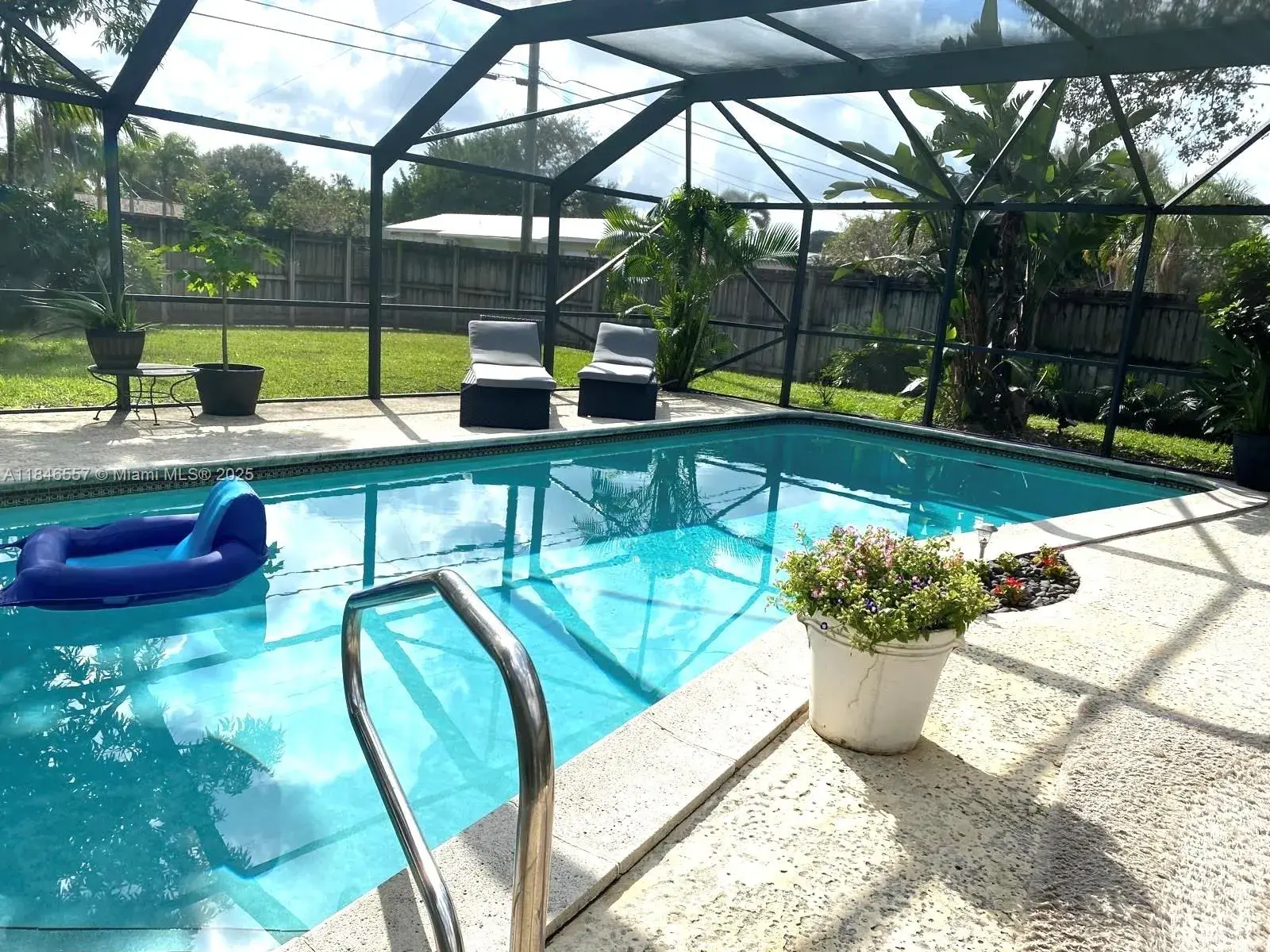 3 bedroom 2 bath Residential for sale at 4116 Taft St, Hollywood FL 33021