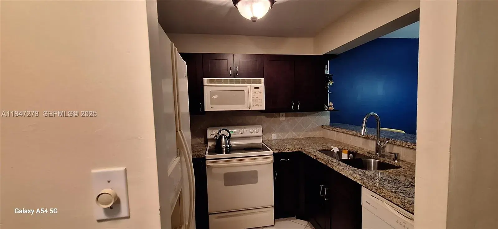 2 bedroom 2 bath Residential for sale at 5835 Washington St # 49, Hollywood FL 33023