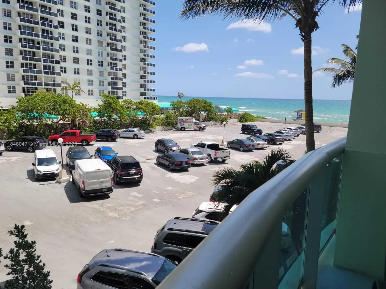 1 bedroom 1 bath Residential for sale at 3801 S Ocean Dr # 3A, Hollywood FL 33019