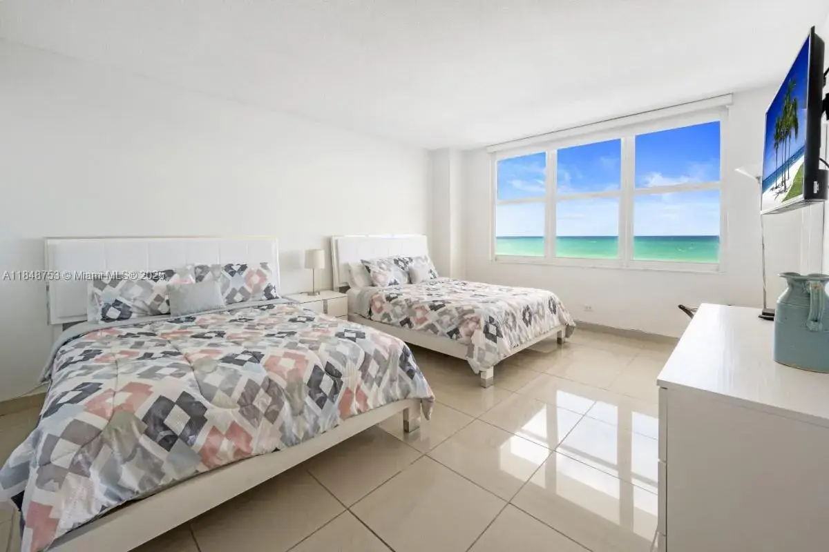 5601 Collins Ave # 511, Miami Beach FL 33140