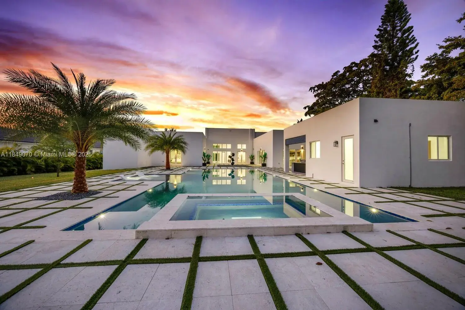 4 bedroom 5 bath Residential for sale at 11220 SW 95th St, Miami FL 33176