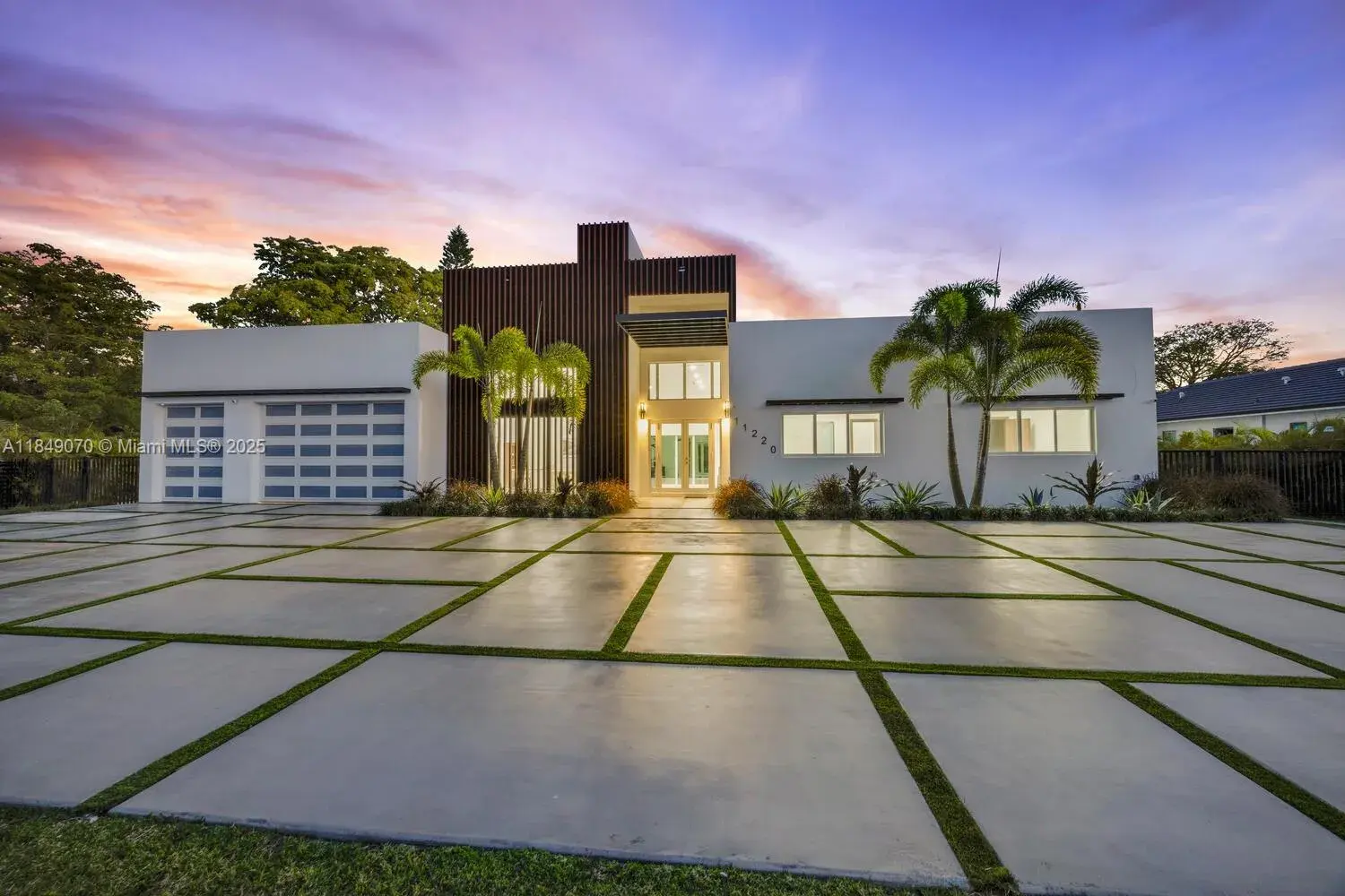 11220 SW 95th St, Miami FL 33176