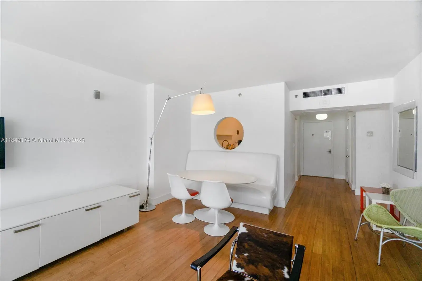 100 Lincoln Rd # 923, Miami Beach FL 33139