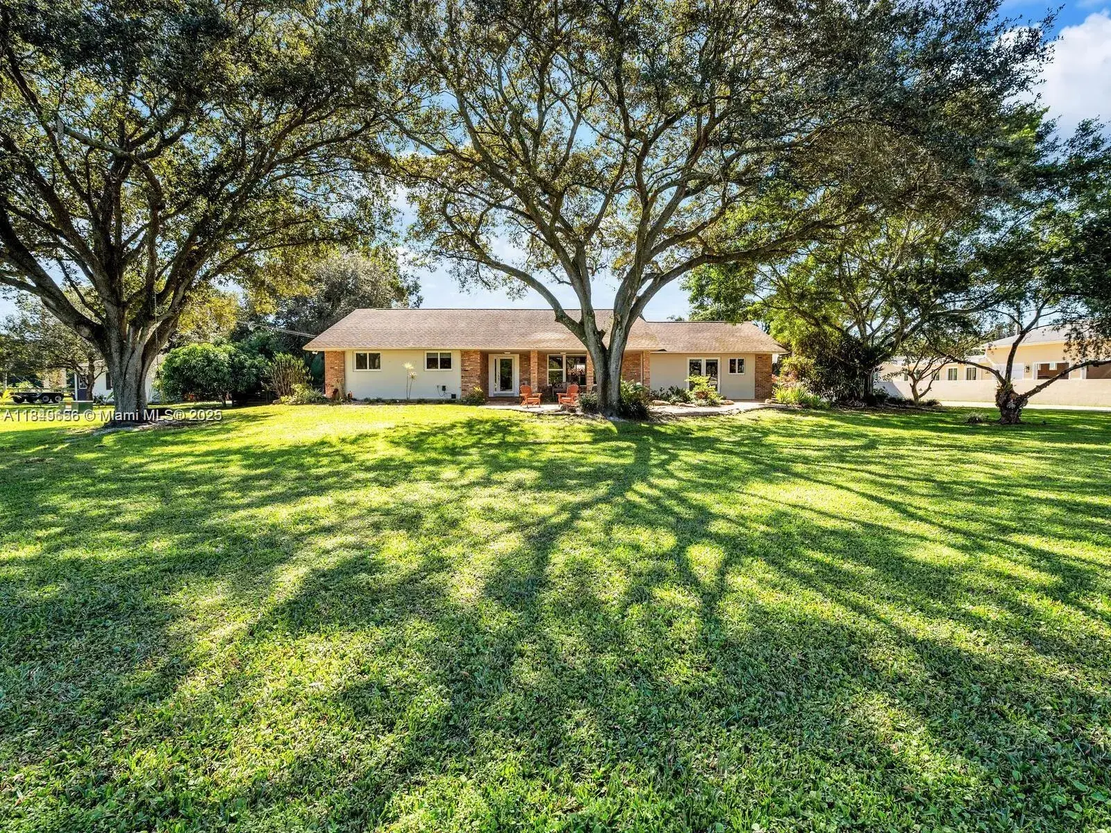 6 bedroom 5 bath Residential for sale at 13350 Luray Rd, Southwest Ranches FL 33330