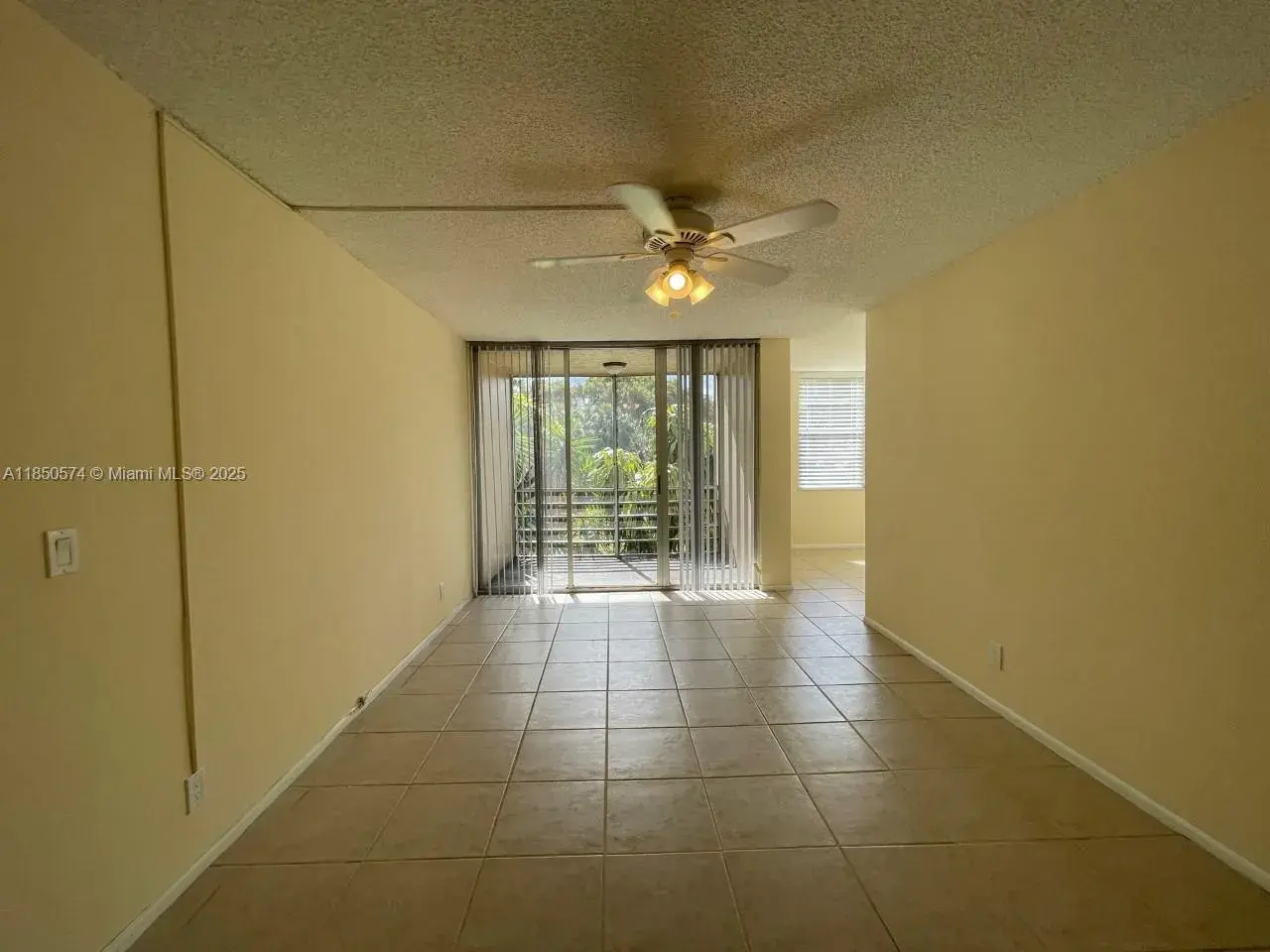 9431 Live Oak Pl # 203, Davie FL 33324