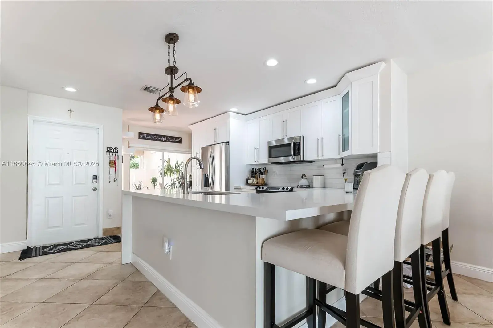 5224 NW 103rd Ave, Doral FL 33178