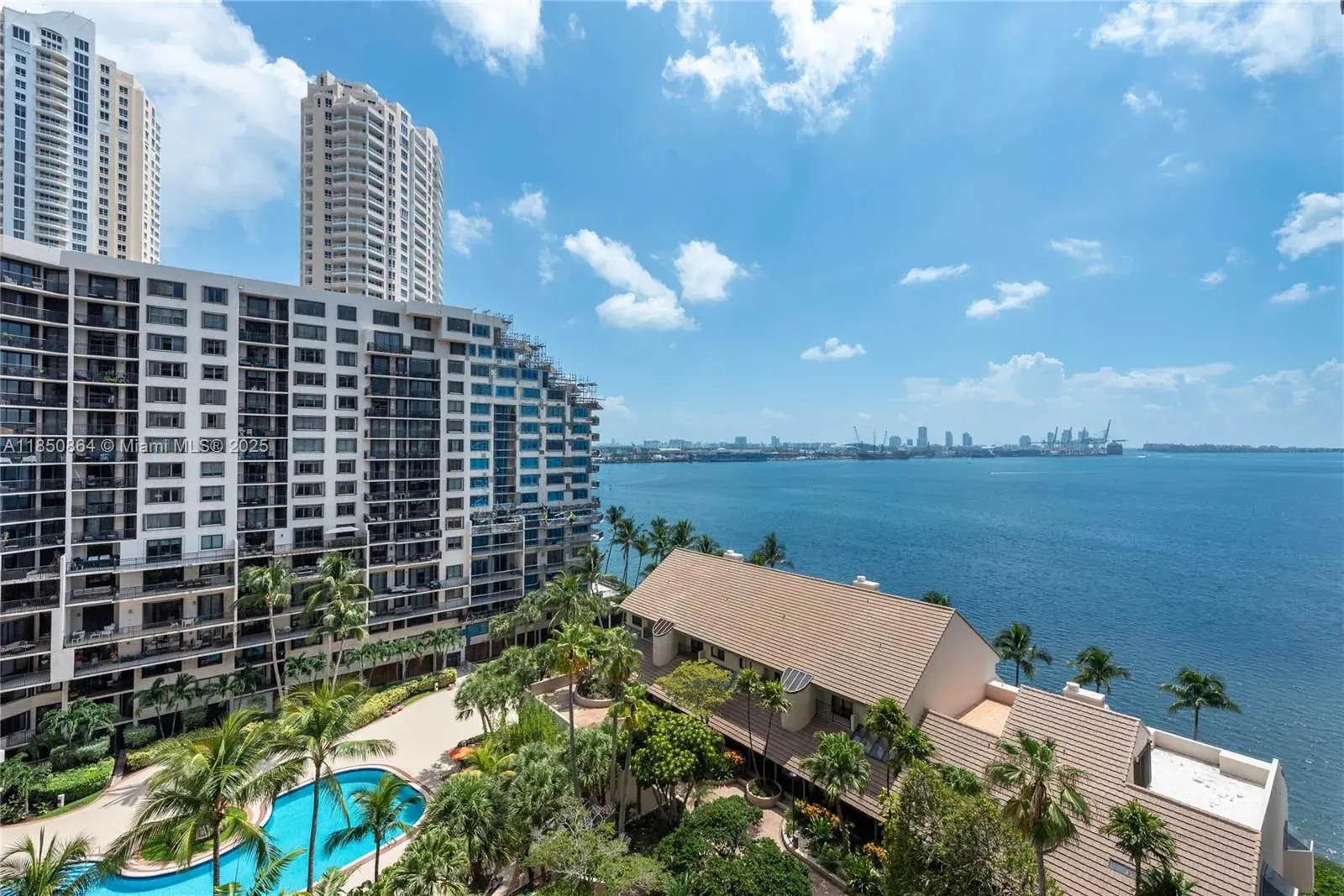 2 bedroom 2 bath Residential for sale at 520 Brickell Key Dr # A1102, Miami FL 33131