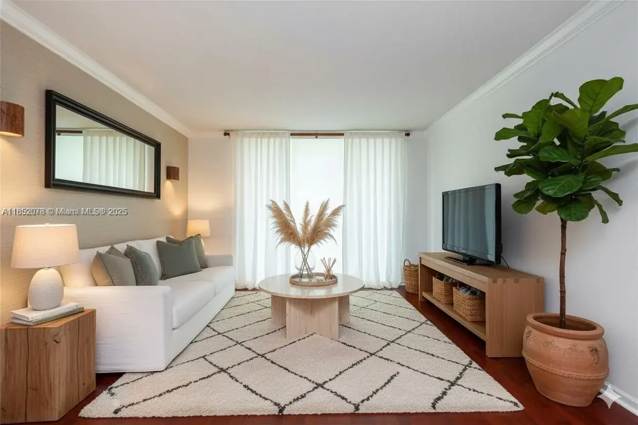 1 bedroom 1 bath Residential for sale at 3901 S Ocean Dr # 2D, Hollywood FL 33019