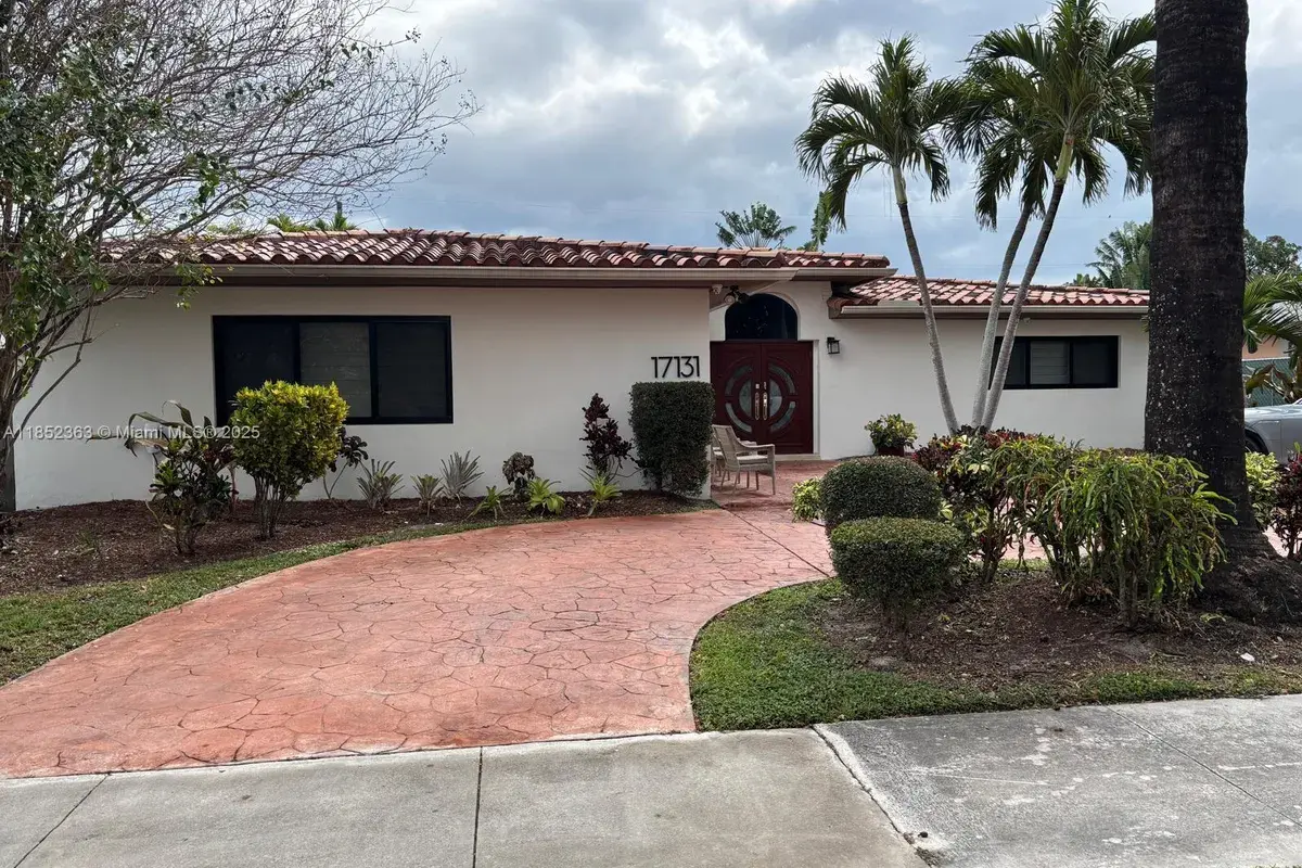17131 NE 11th Ct, Miami FL 33162