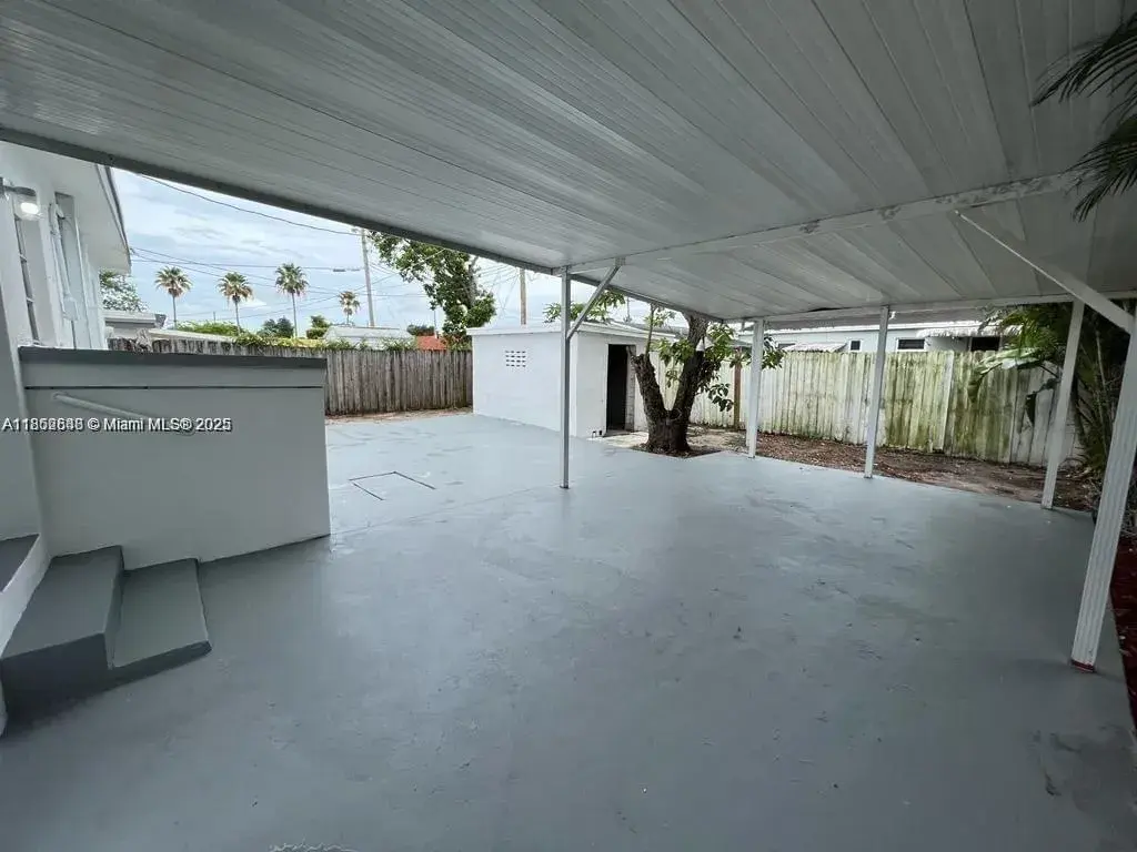 2222 NW 86th Ter, Miami FL 33147