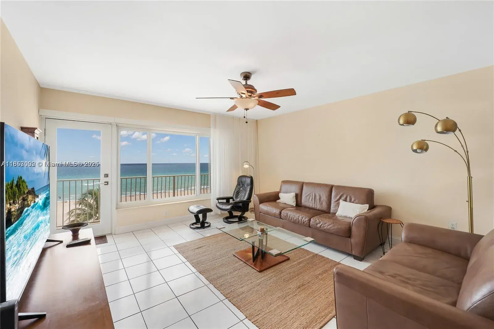 300 Oregon St # 407, Hollywood FL 33019