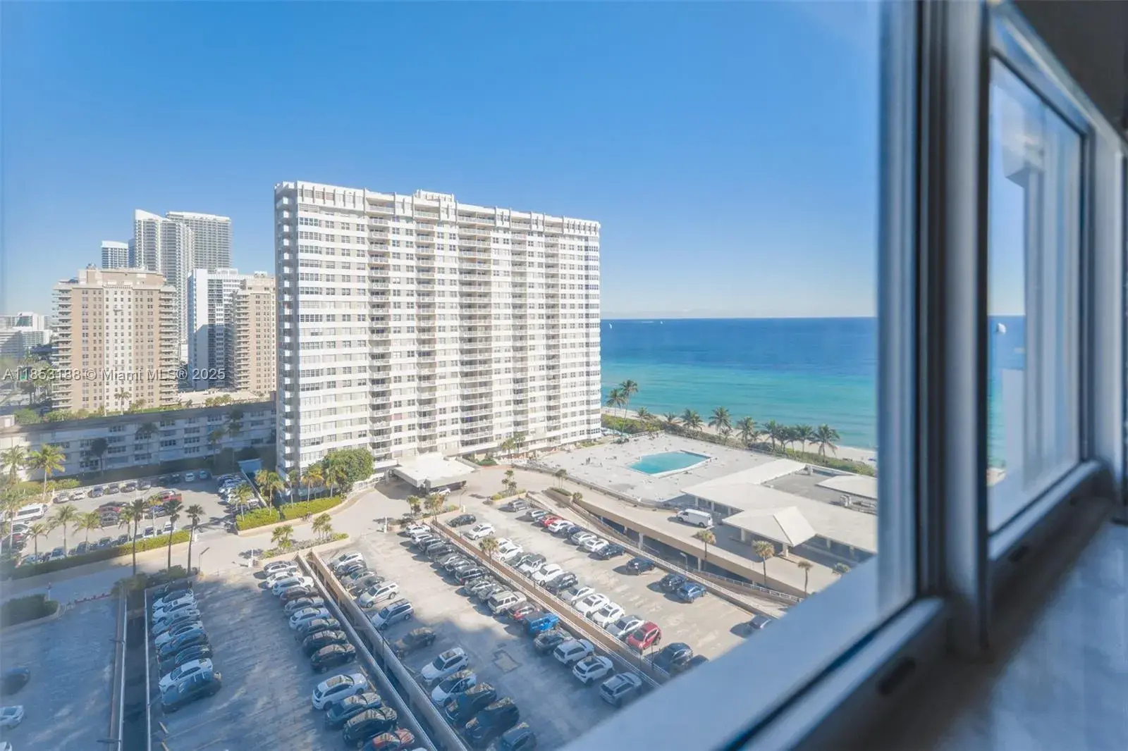 1980 S Ocean Dr # 14M, Hallandale Beach FL 33009