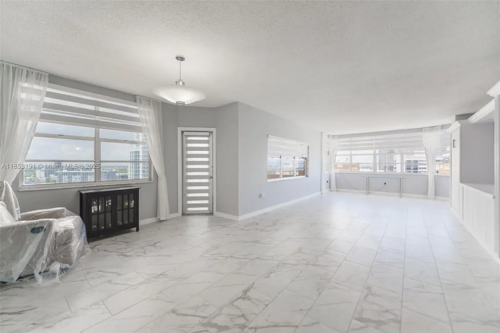 1950 S Ocean Dr # 21F, Hallandale Beach FL 33009