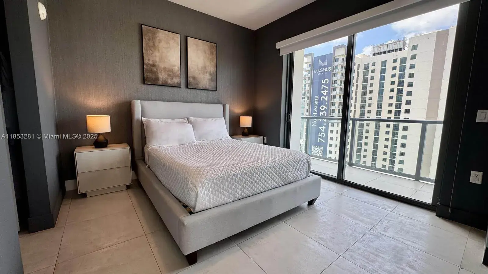 239 SW 9th St # 2101, Miami FL 33130