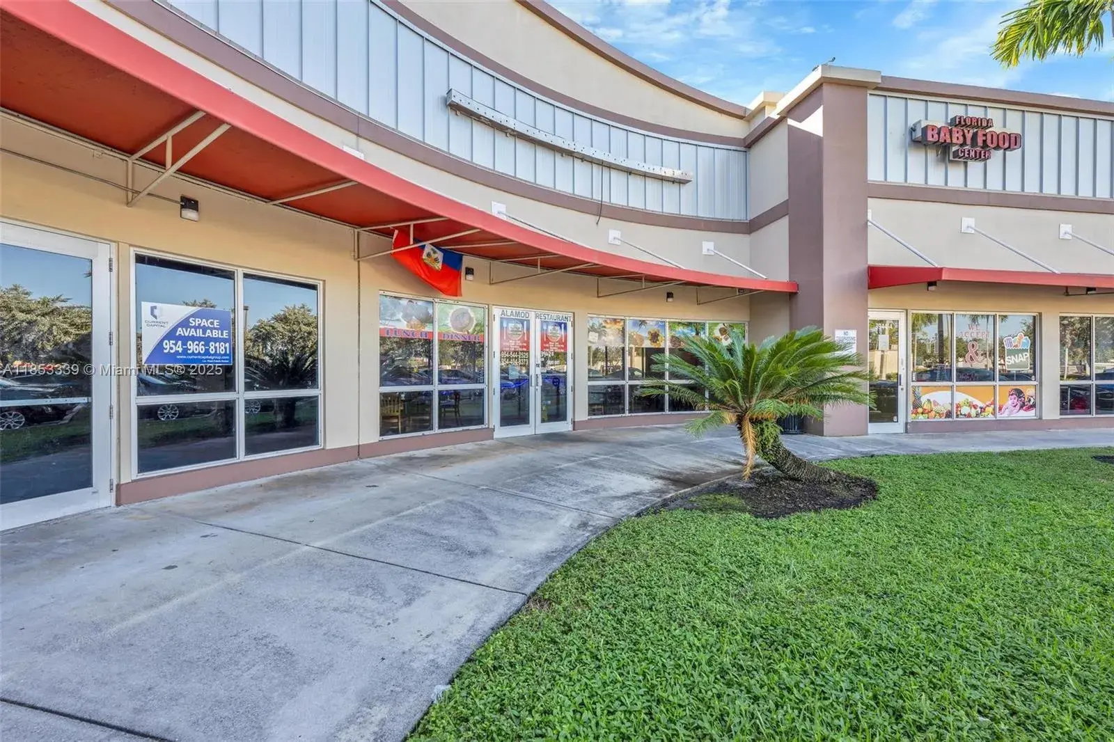 Commercial Sale for sale at 3942 Pembroke Rd, Hollywood FL 33021