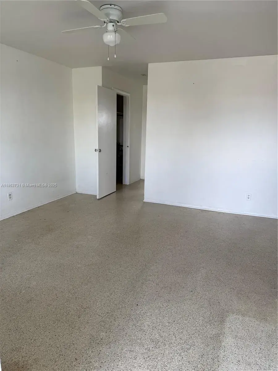 519 SW 27th Ave # 207, Fort Lauderdale FL 33312