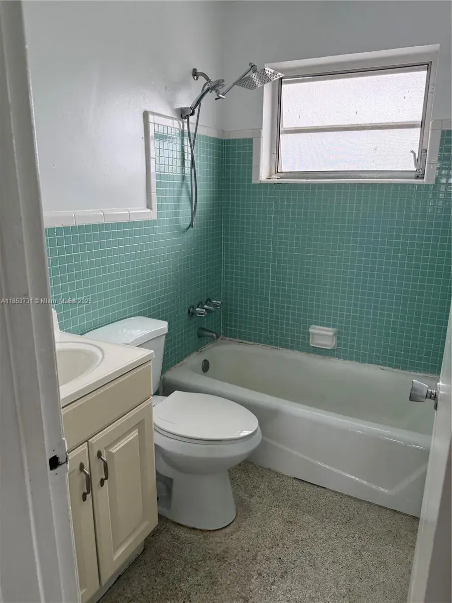 519 SW 27th Ave # 207, Fort Lauderdale FL 33312