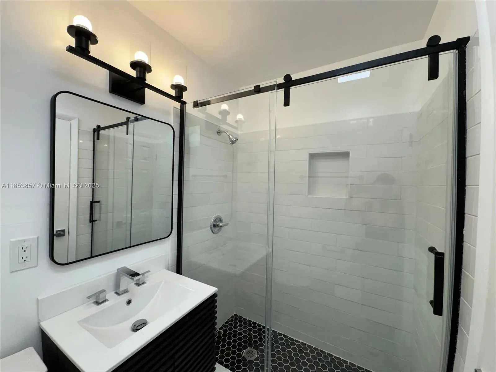 4317 NE 21st Ave # 7, Fort Lauderdale FL 33308
