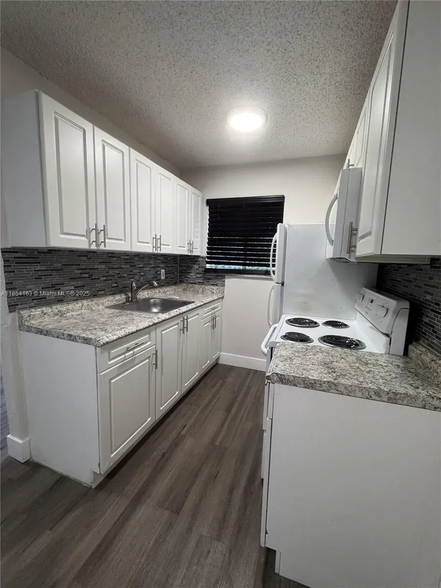 2150 Madison St # 8, Hollywood FL 33020