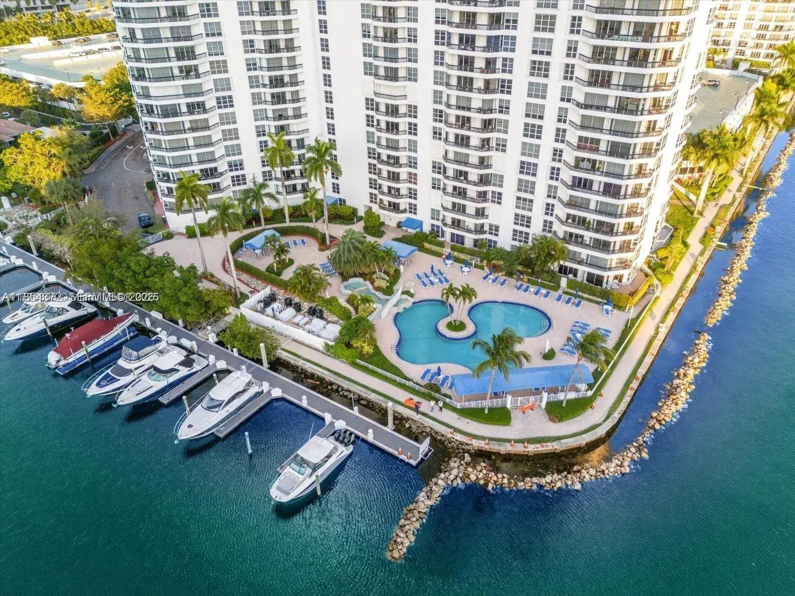 3530 Mystic Pointe Dr # 2508, Aventura FL 33180