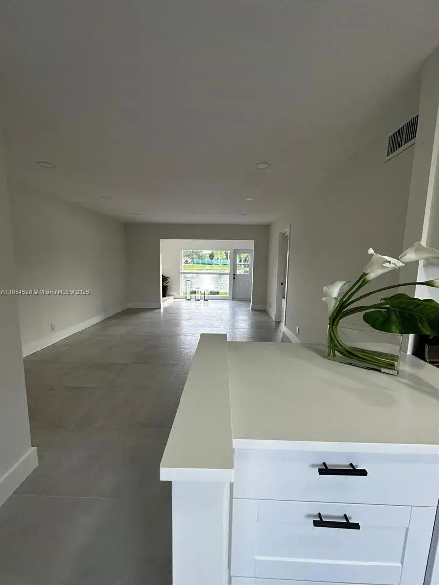 316 Cape Cod Cir # B, Lake Worth FL 33467