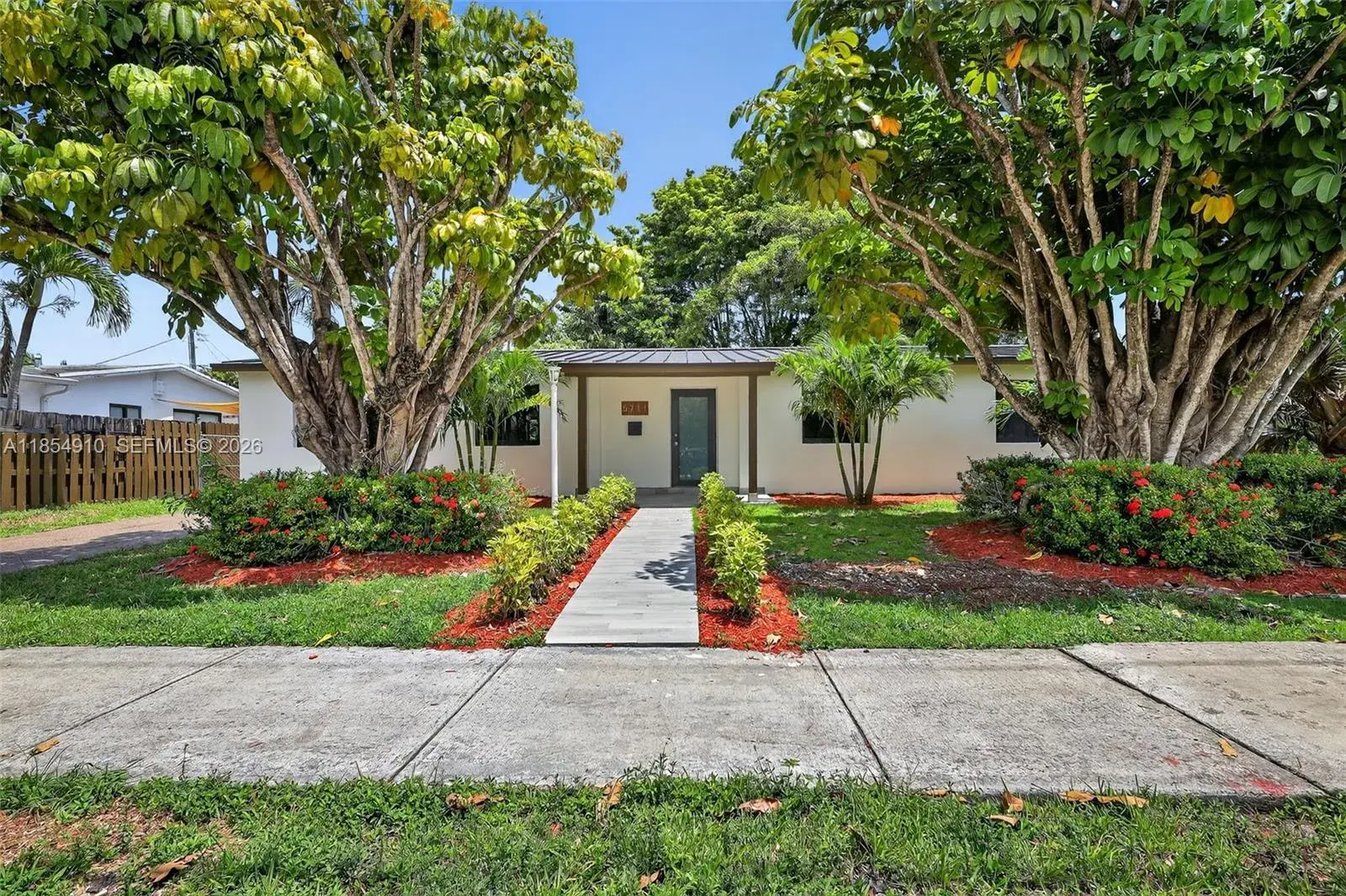 3 bedroom 2 bath Residential for sale at 5711 SW 92nd Ave, Miami FL 33173