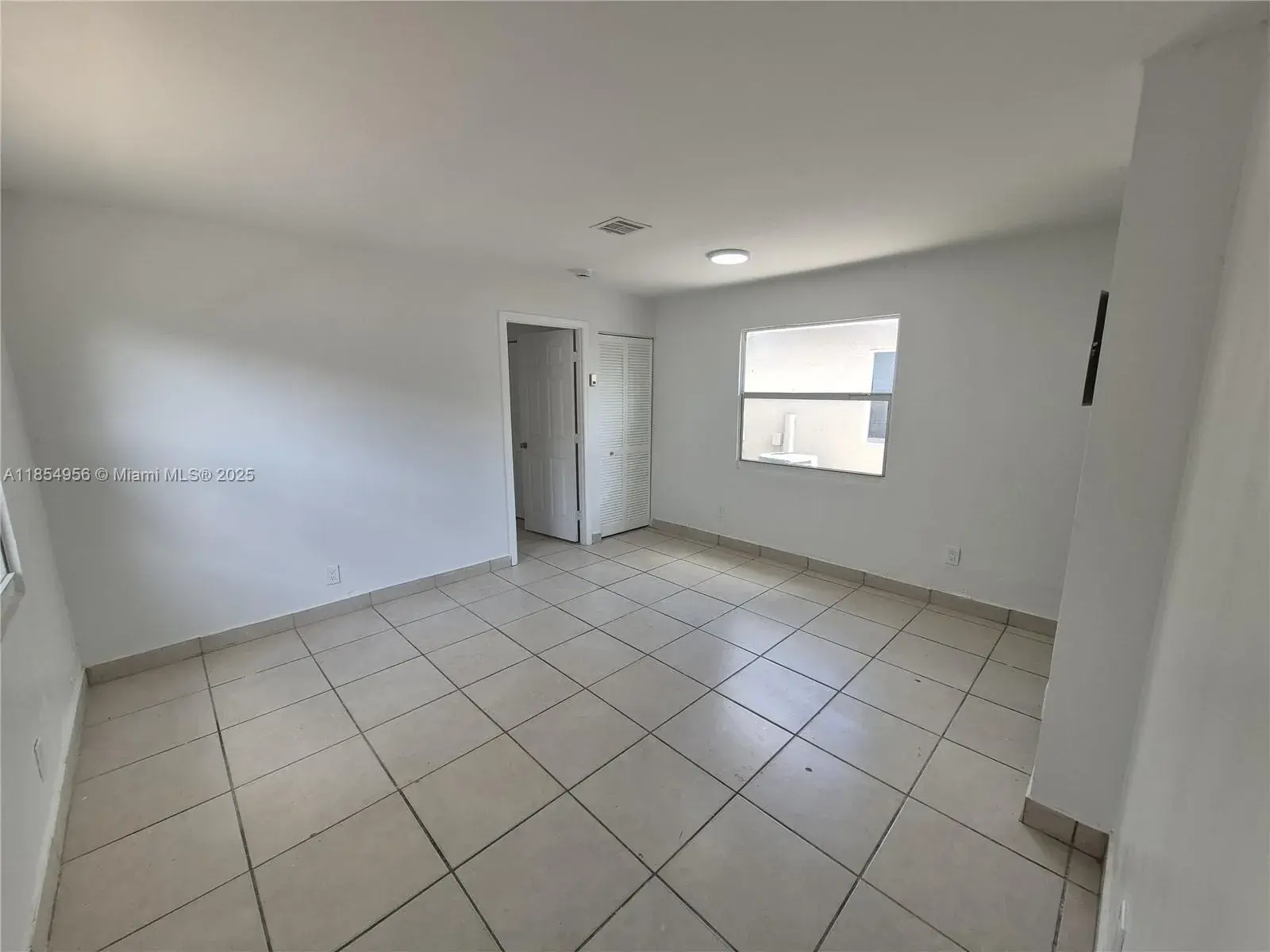 1018 NW 6th Ave, Fort Lauderdale FL 33311