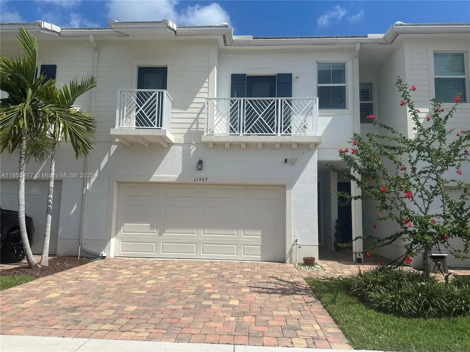 3 bedroom 2 bath Residential for sale at 11997 Park Central, Royal Palm Beach FL 33411