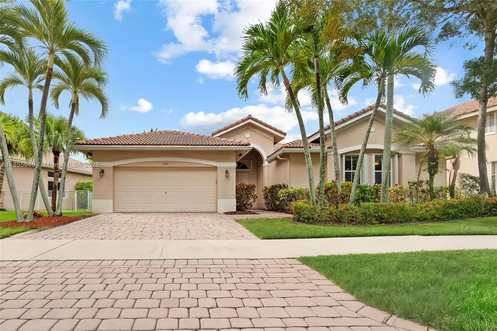 4 bedroom 2 bath Residential for sale at 1487 Blue Jay Cir, Weston FL 33327
