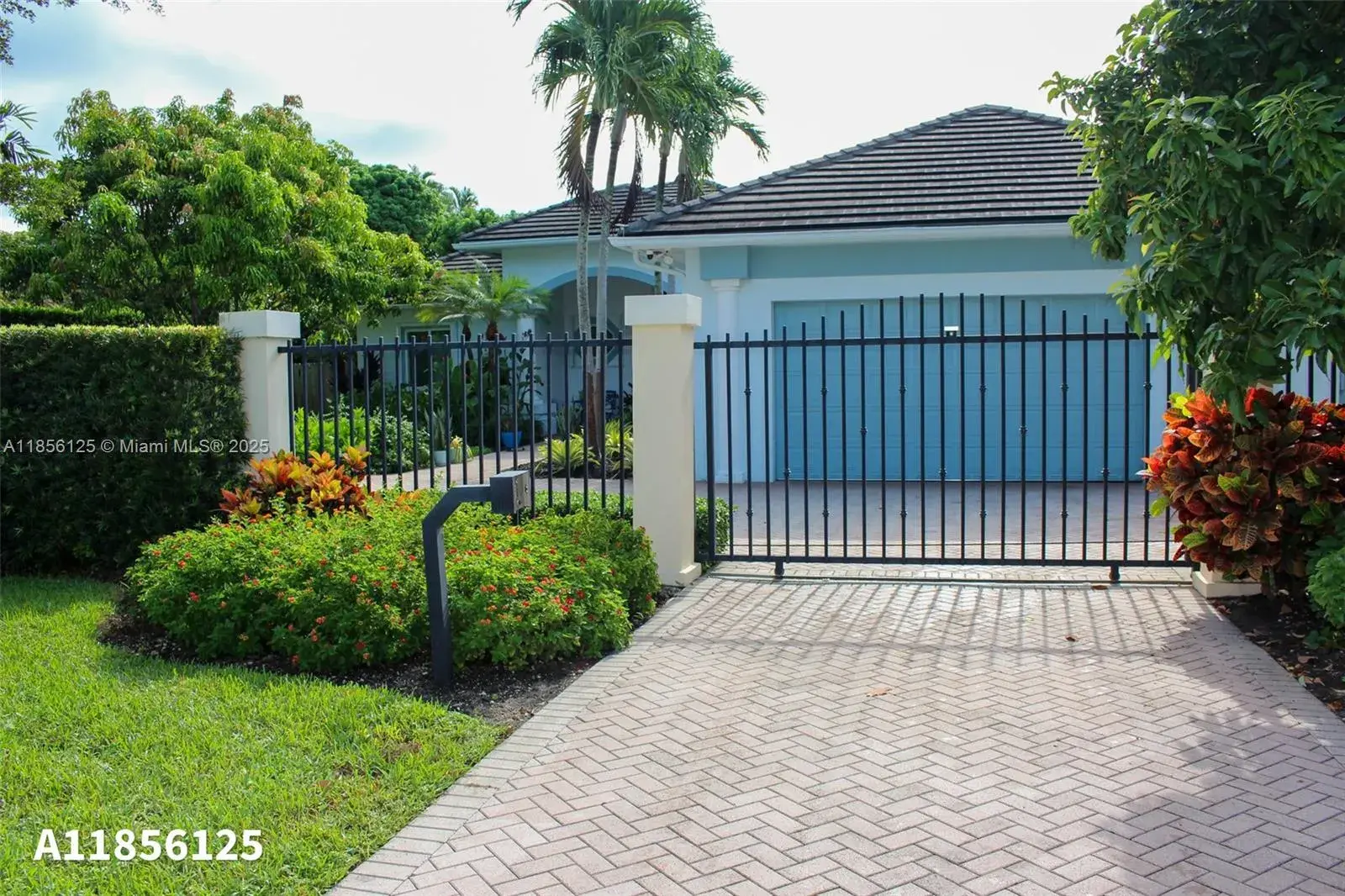15255 SW 80th Ave, Palmetto Bay FL 33157
