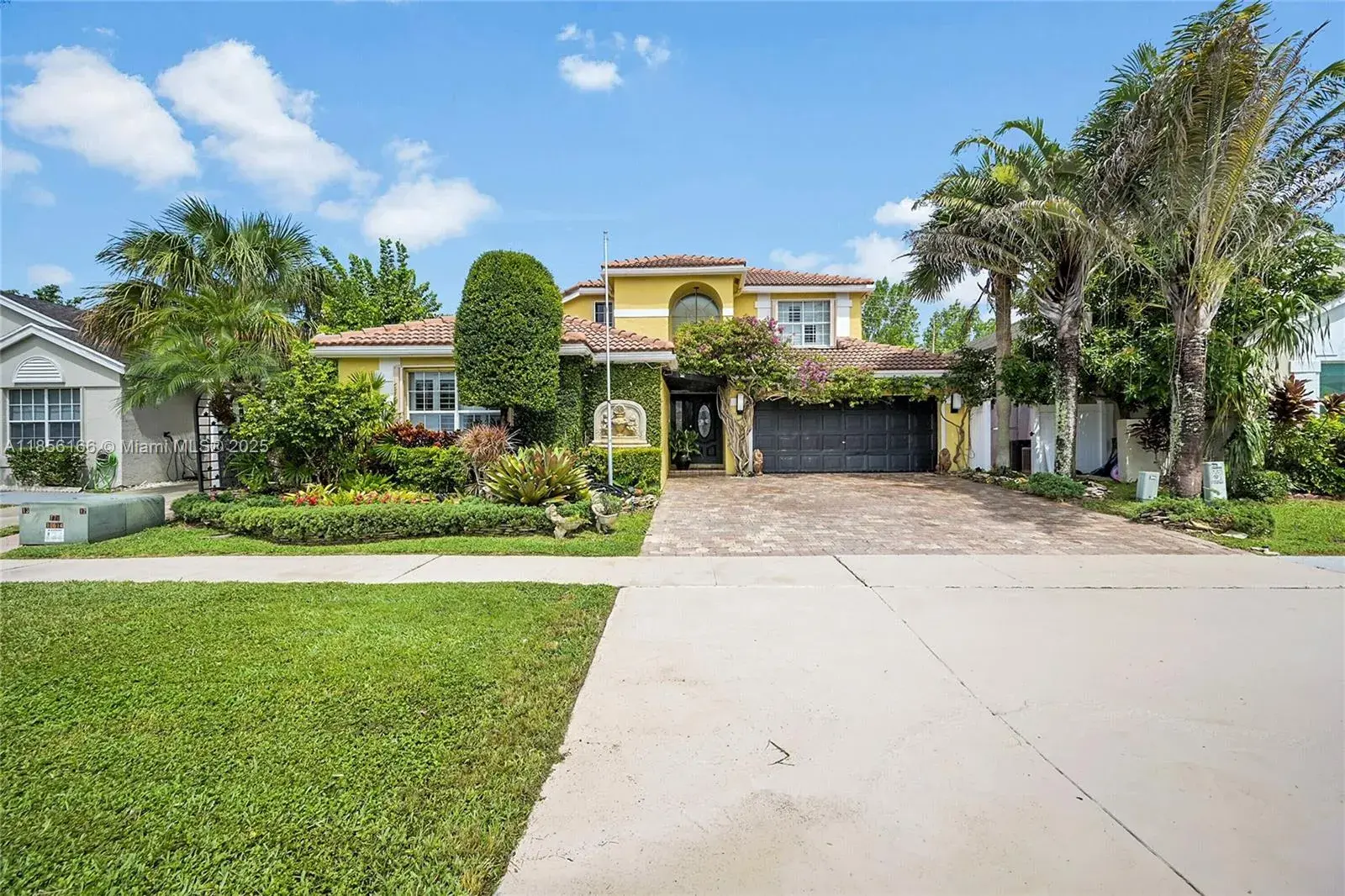 4 bedroom 3 bath Residential for sale at 9398 Aegean Dr, Boca Raton FL 33496