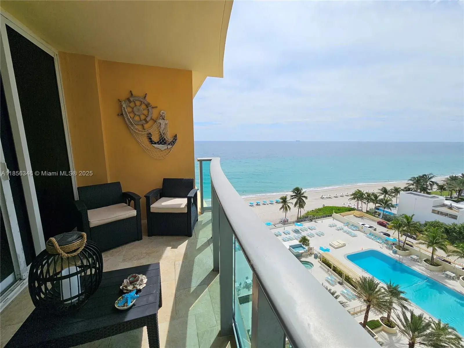 1 bedroom 1 bath Residential Lease for rent at 2501 S Ocean Dr, Hollywood FL 33019