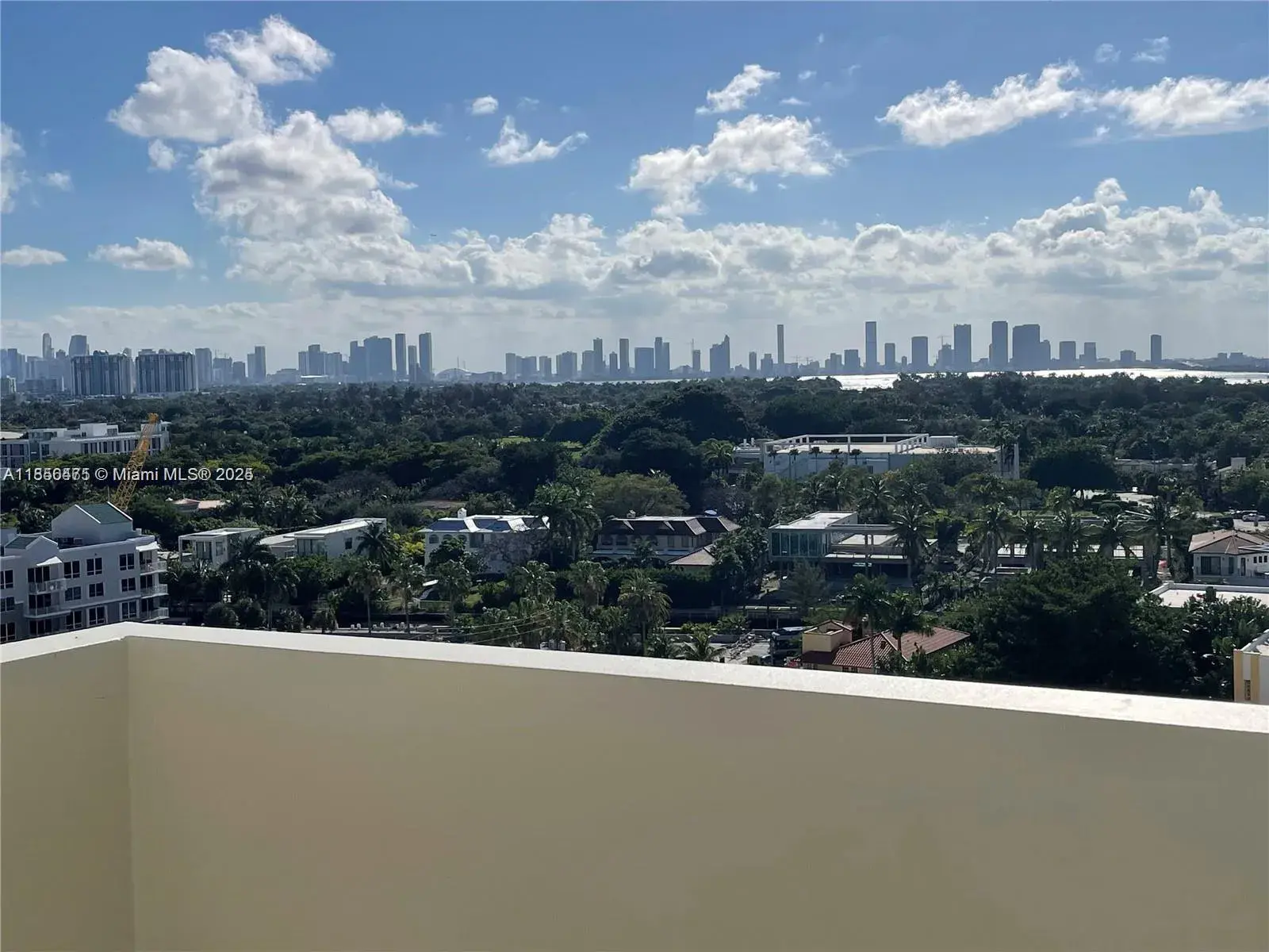 2899 Collins Ave # 1420, Miami Beach FL 33140